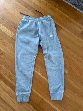 Nike Light Gray men’s size S Fleece Joggers